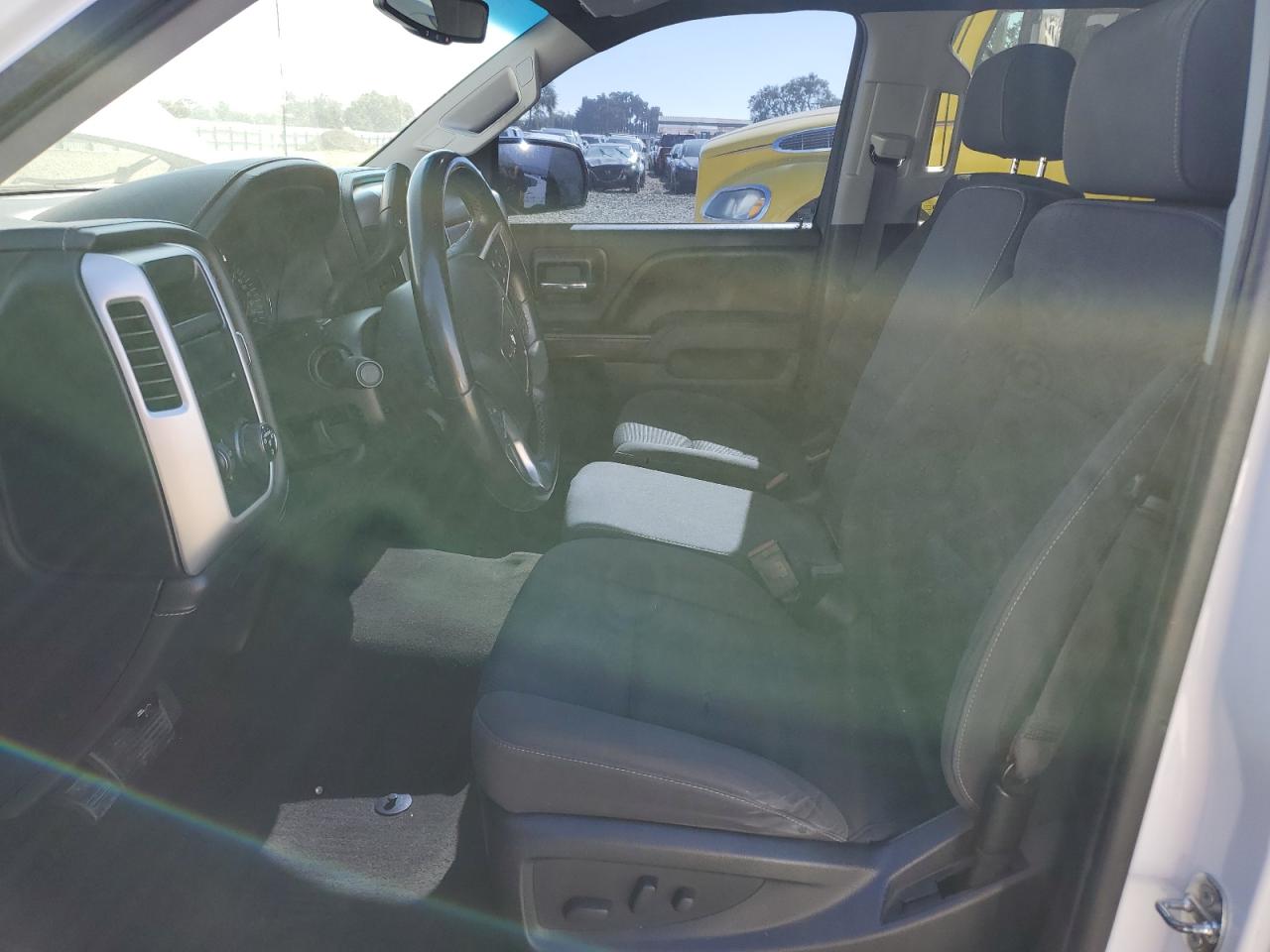 GMC Sierra C1500 Sle Image 10