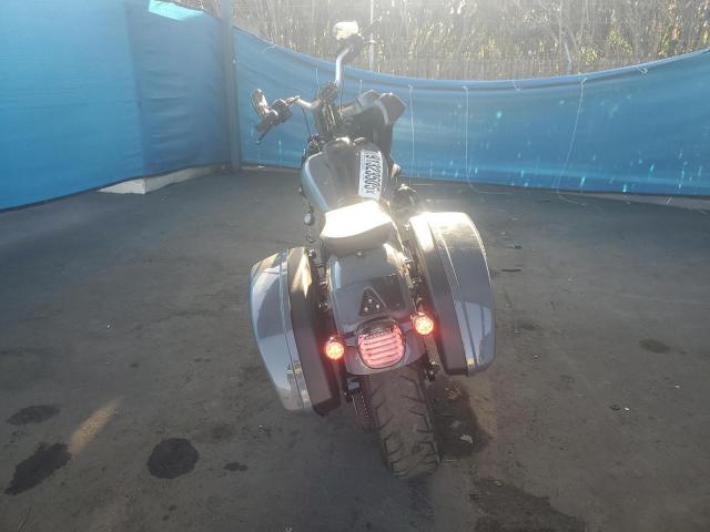 Harley-Davidson Fxlrst Image 4