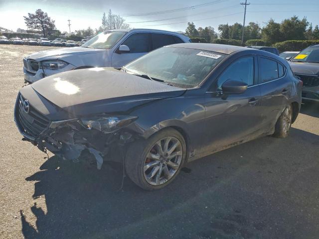  Salvage Mazda 3