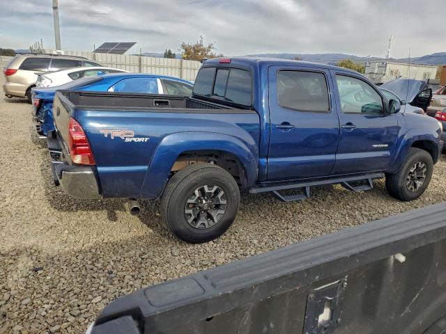 Toyota Tacoma Double Cab Prerunner Image 2
