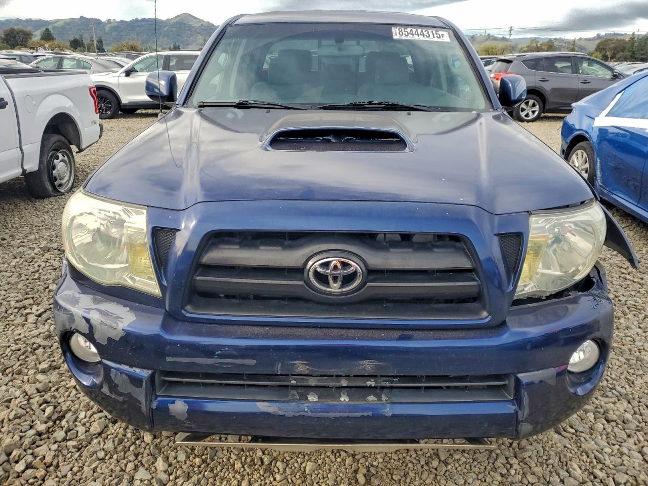 Toyota Tacoma Double Cab Prerunner Image 5