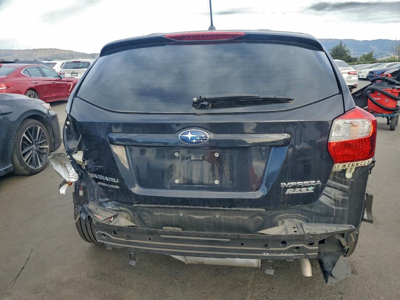 Subaru Impreza Premium Image 7