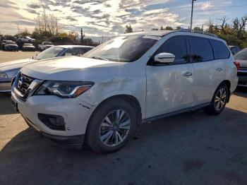  Salvage Nissan Pathfinder