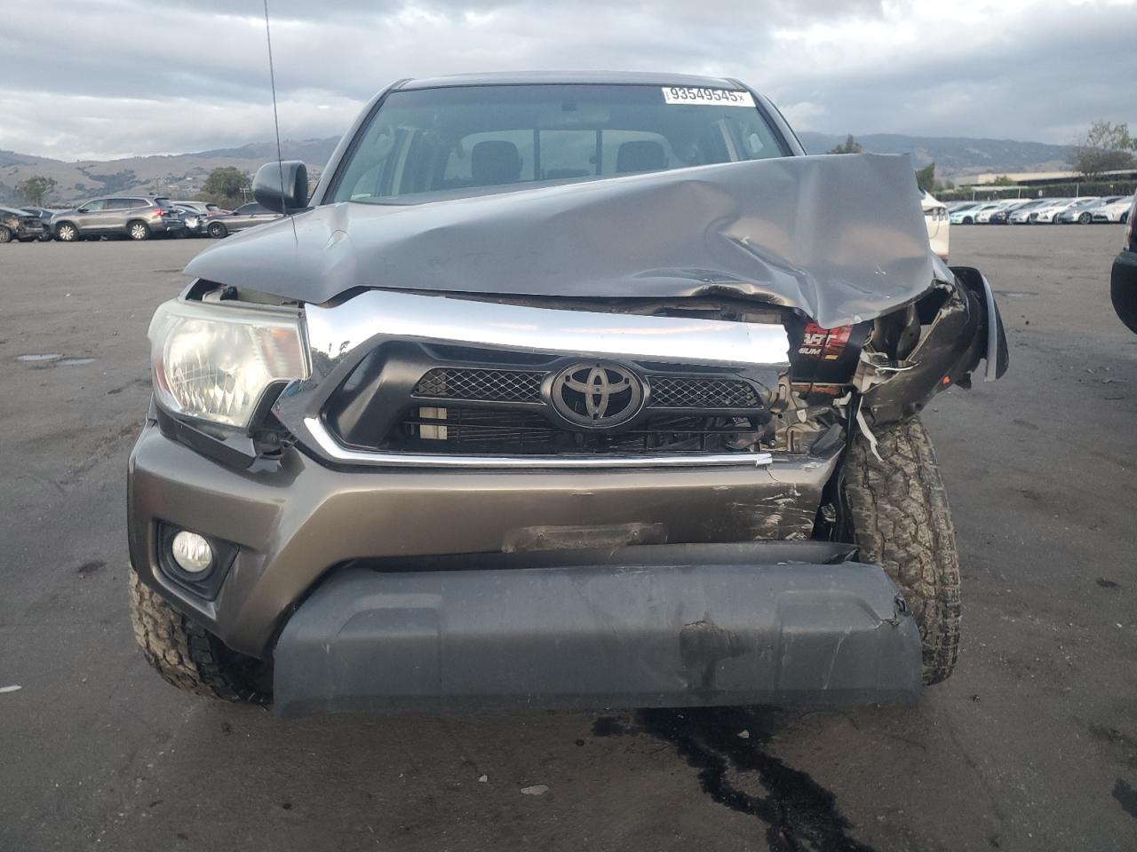 Toyota Tacoma Double Cab Image 12