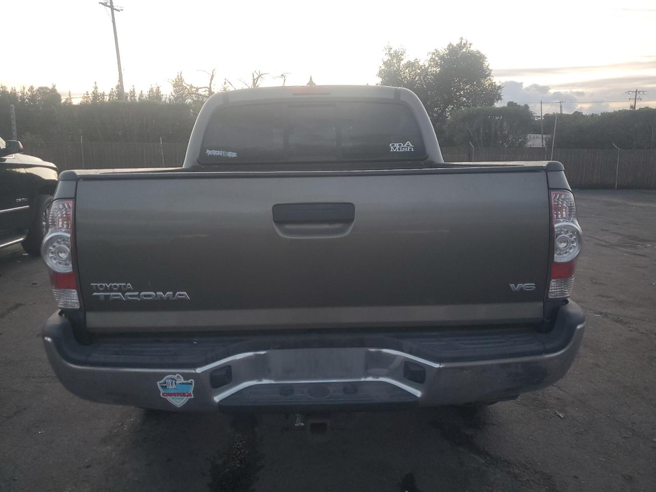 Toyota Tacoma Double Cab Image 5