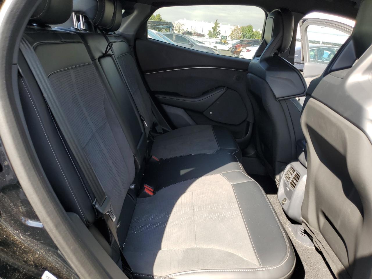 Ford Mustang Gt Image 9