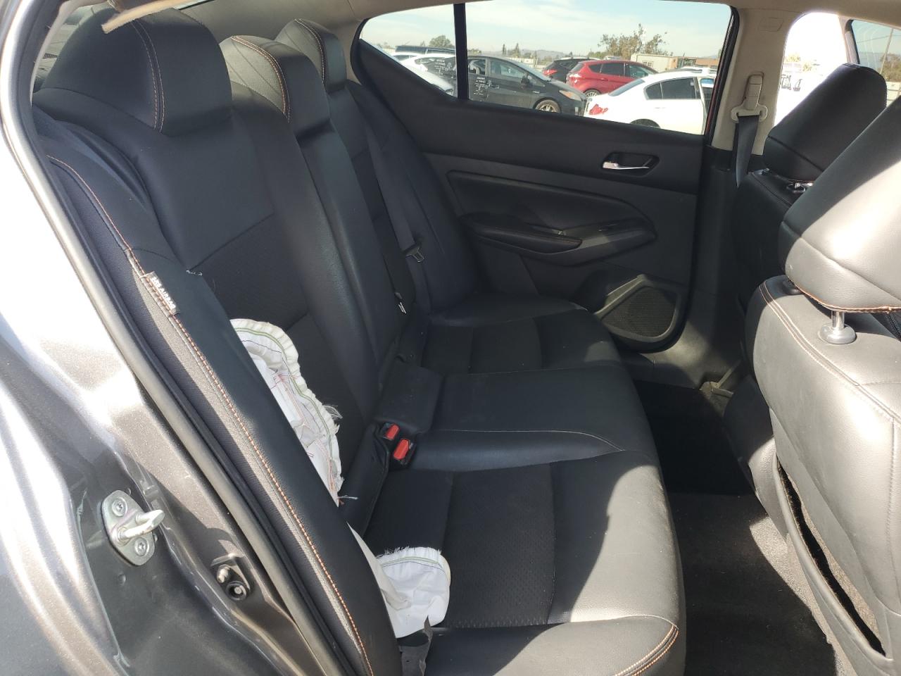 Nissan Altima Sr Image 11