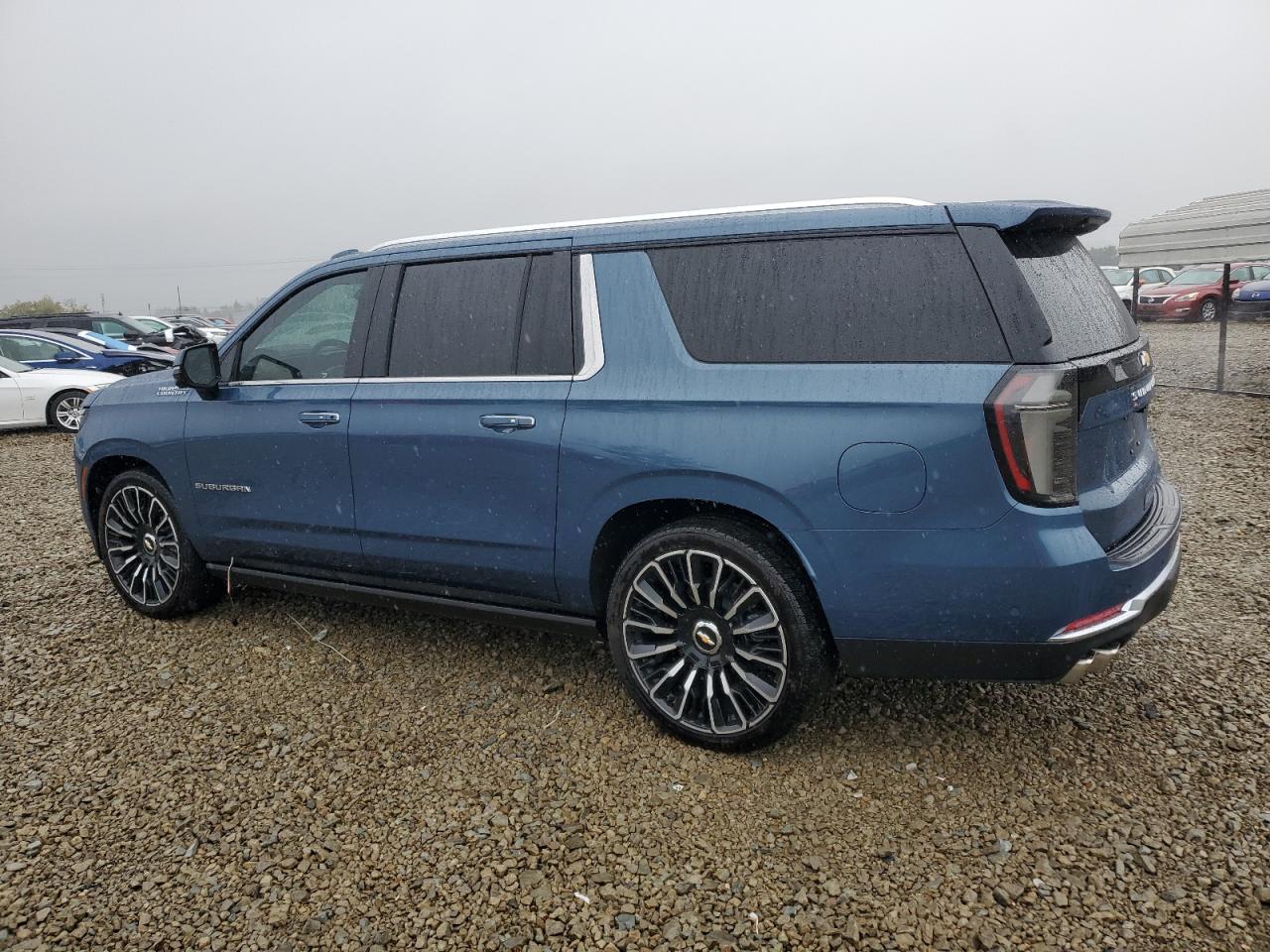 Chevrolet Suburban K1500 High Country Image 13