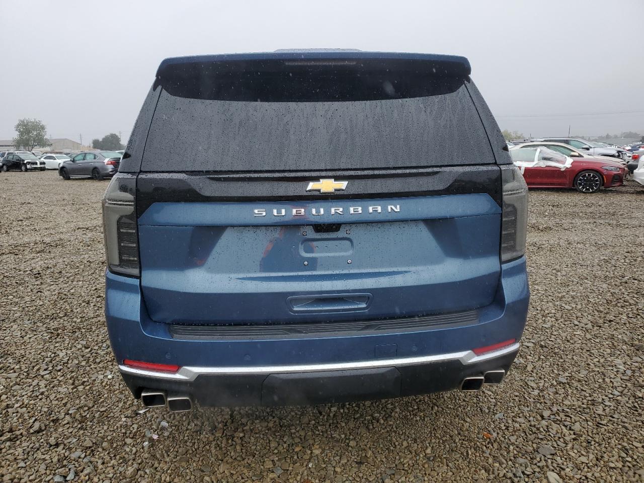 Chevrolet Suburban K1500 High Country Image 11