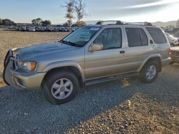  Salvage Nissan Pathfinder