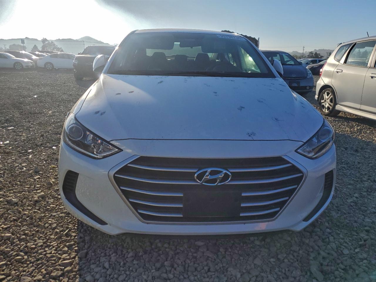 Hyundai ELANTRA Sel Image 10