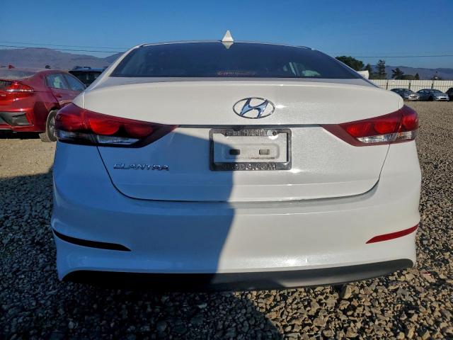 Hyundai ELANTRA Sel Image 3