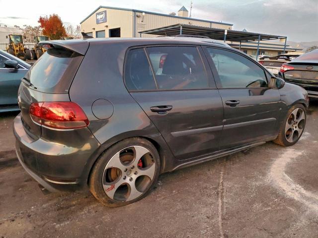 Volkswagen GTI Image 8