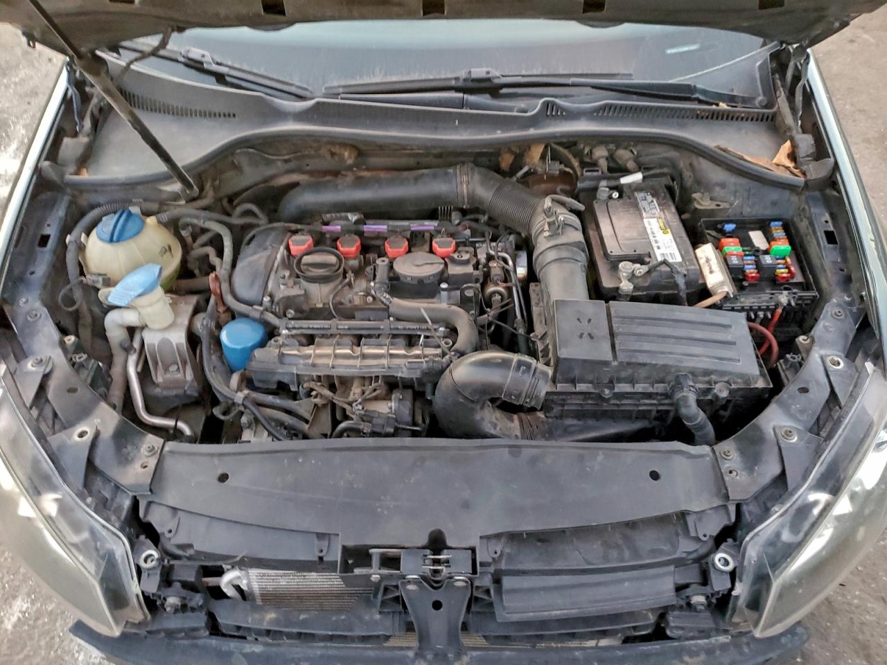 Volkswagen GTI Image 10