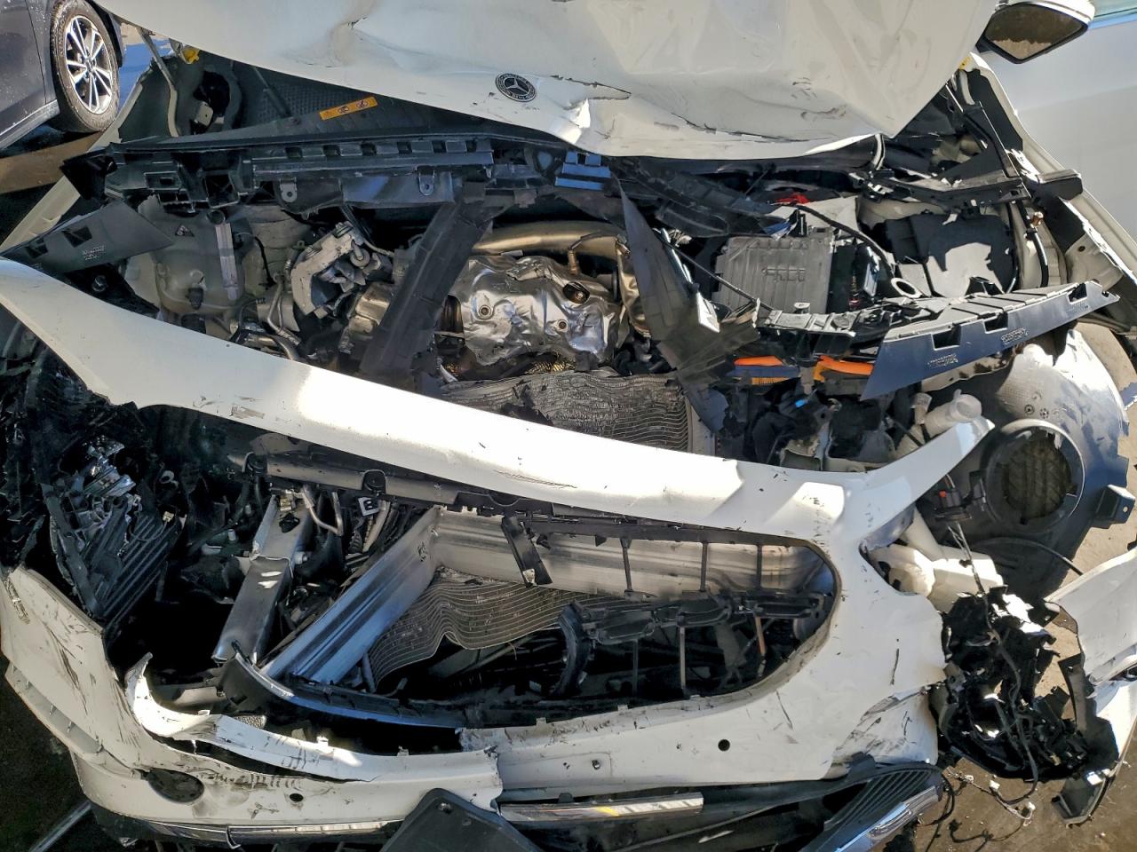 Mercedes-Benz GLA 250 Image 13