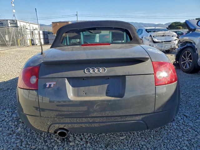 Audi TT Image 10