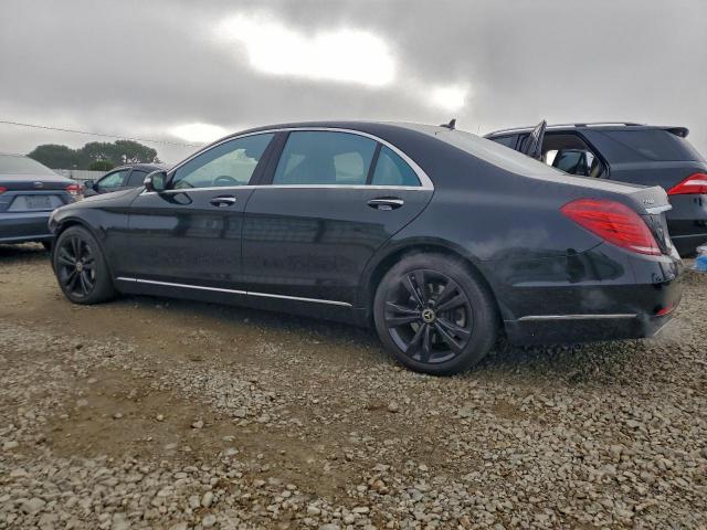 Mercedes-Benz S-Class 550 Image 8
