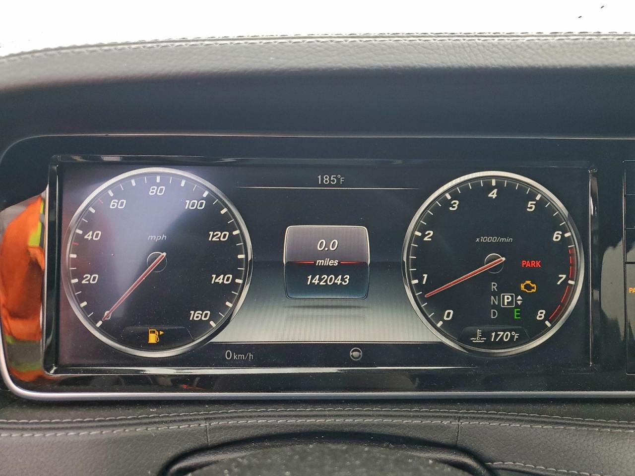 Mercedes-Benz S-Class 550 Image 5