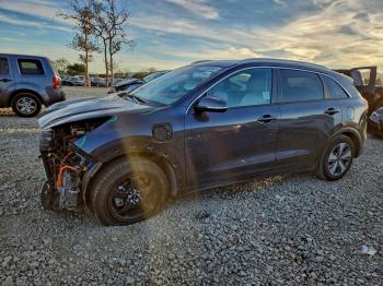  Salvage Kia Niro