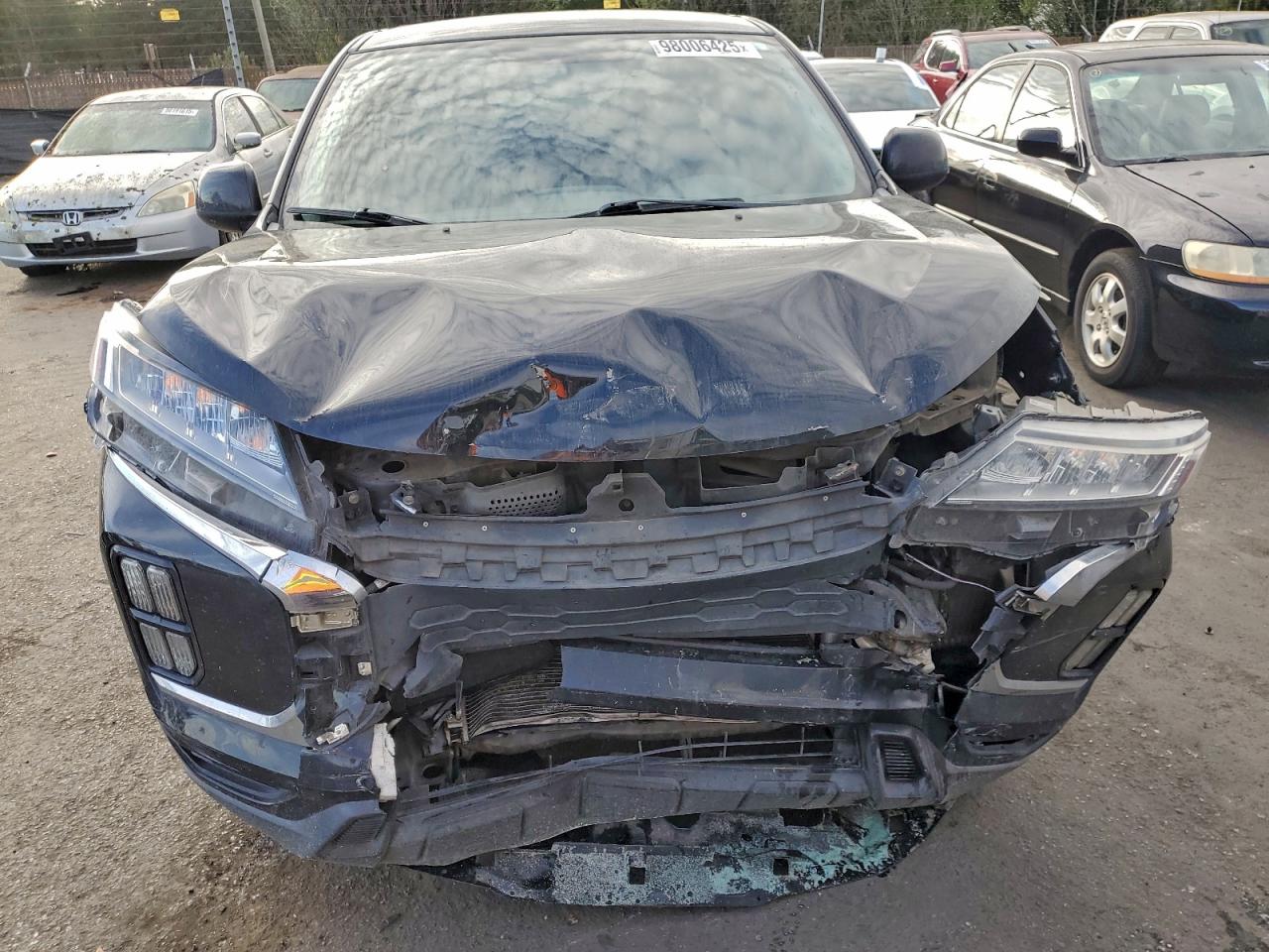 Mitsubishi Outlander Es Image 13