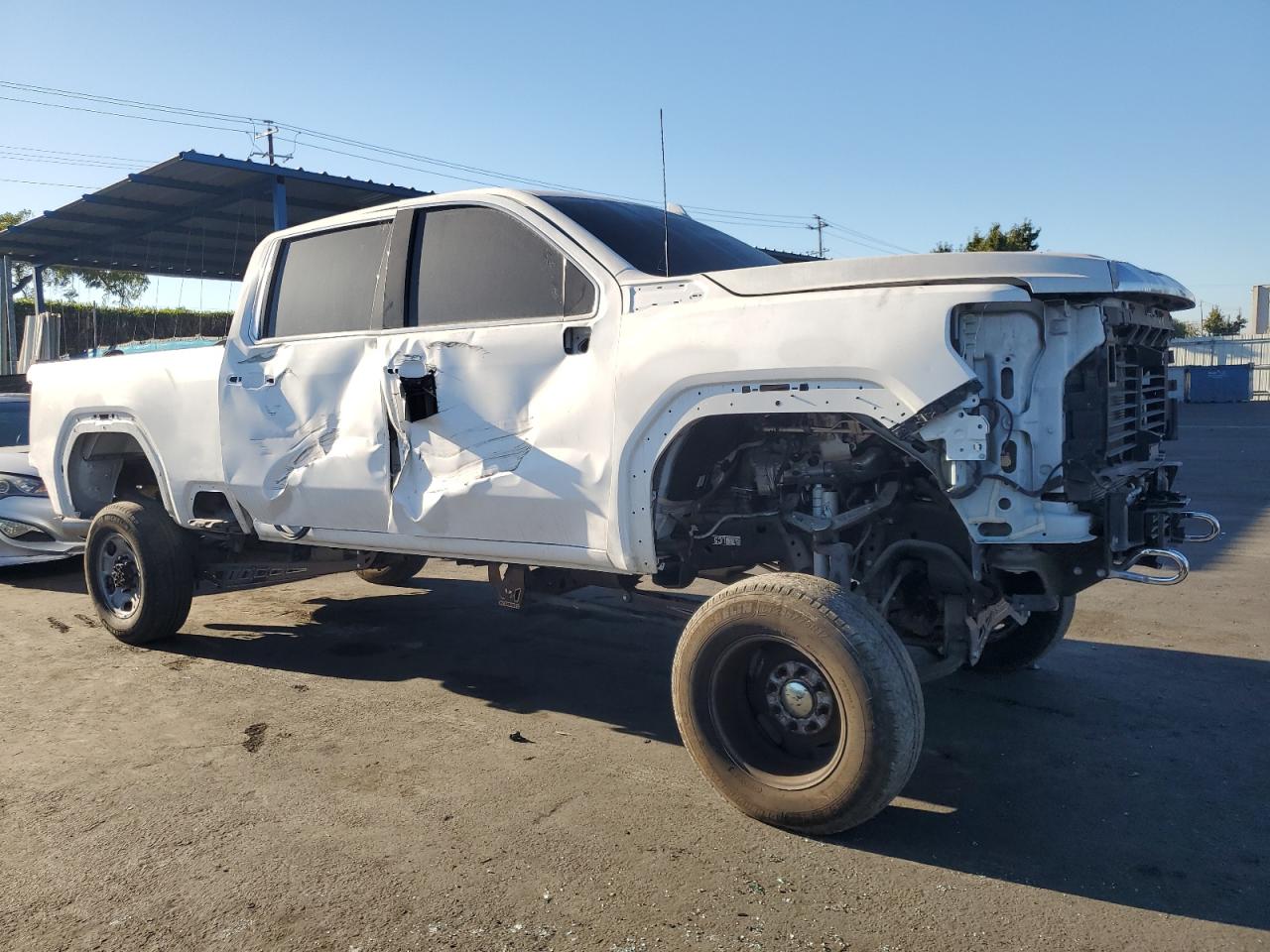 GMC Sierra K2500 Denali Image 3