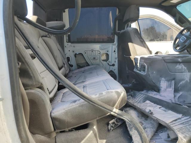 GMC Sierra K2500 Denali Image 8