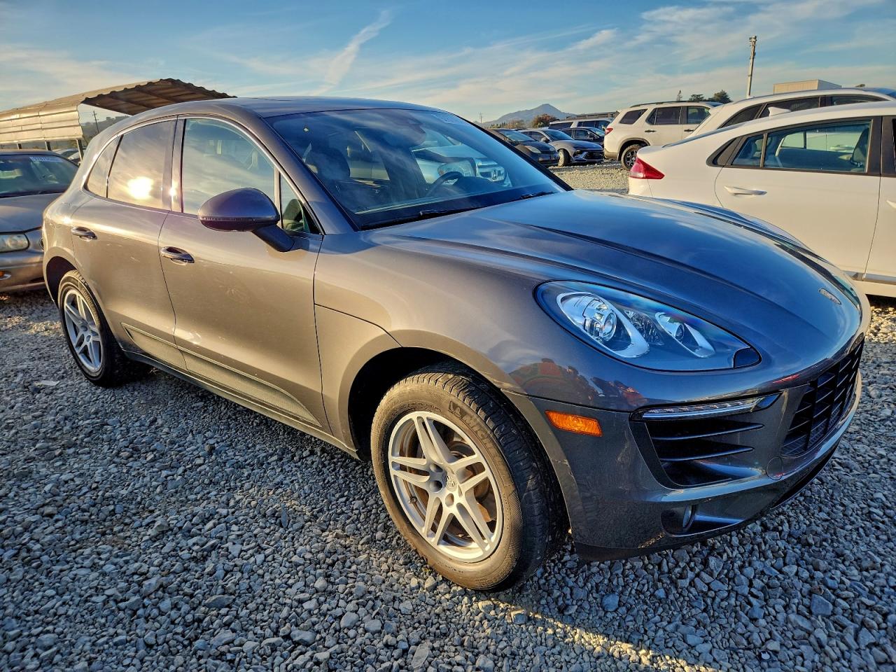 Porsche Macan Image 13