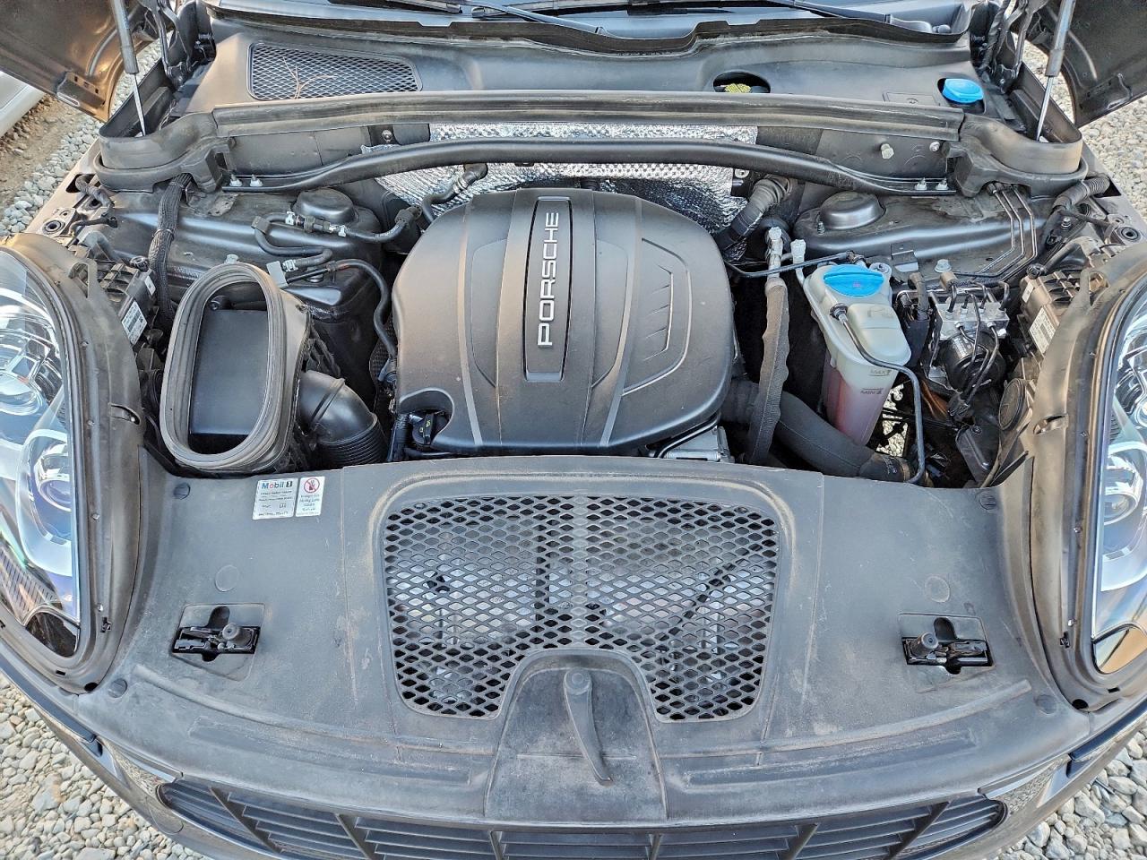 Porsche Macan Image 11