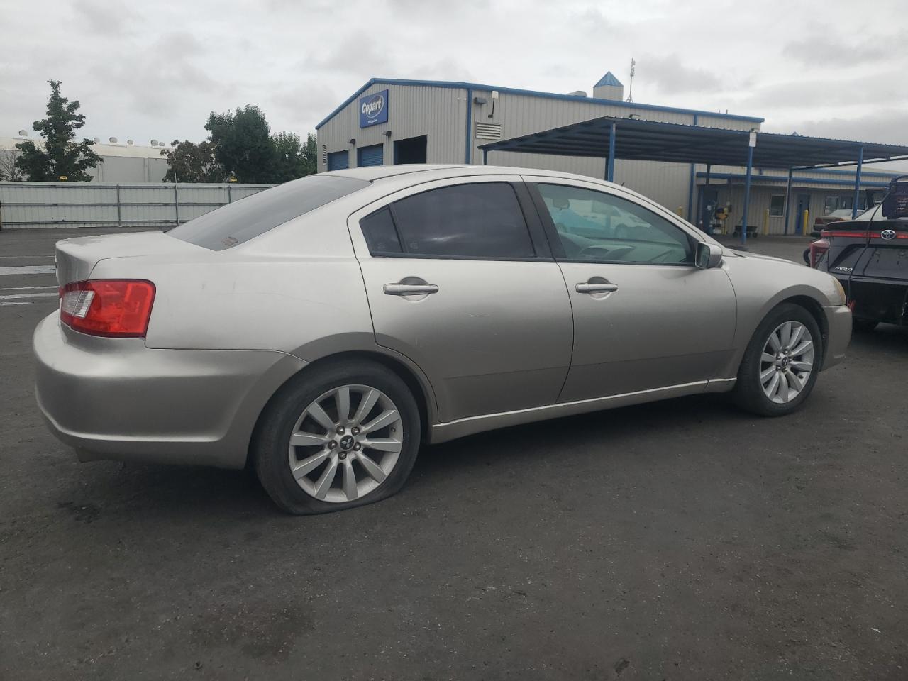 Mitsubishi Galant Es Image 12