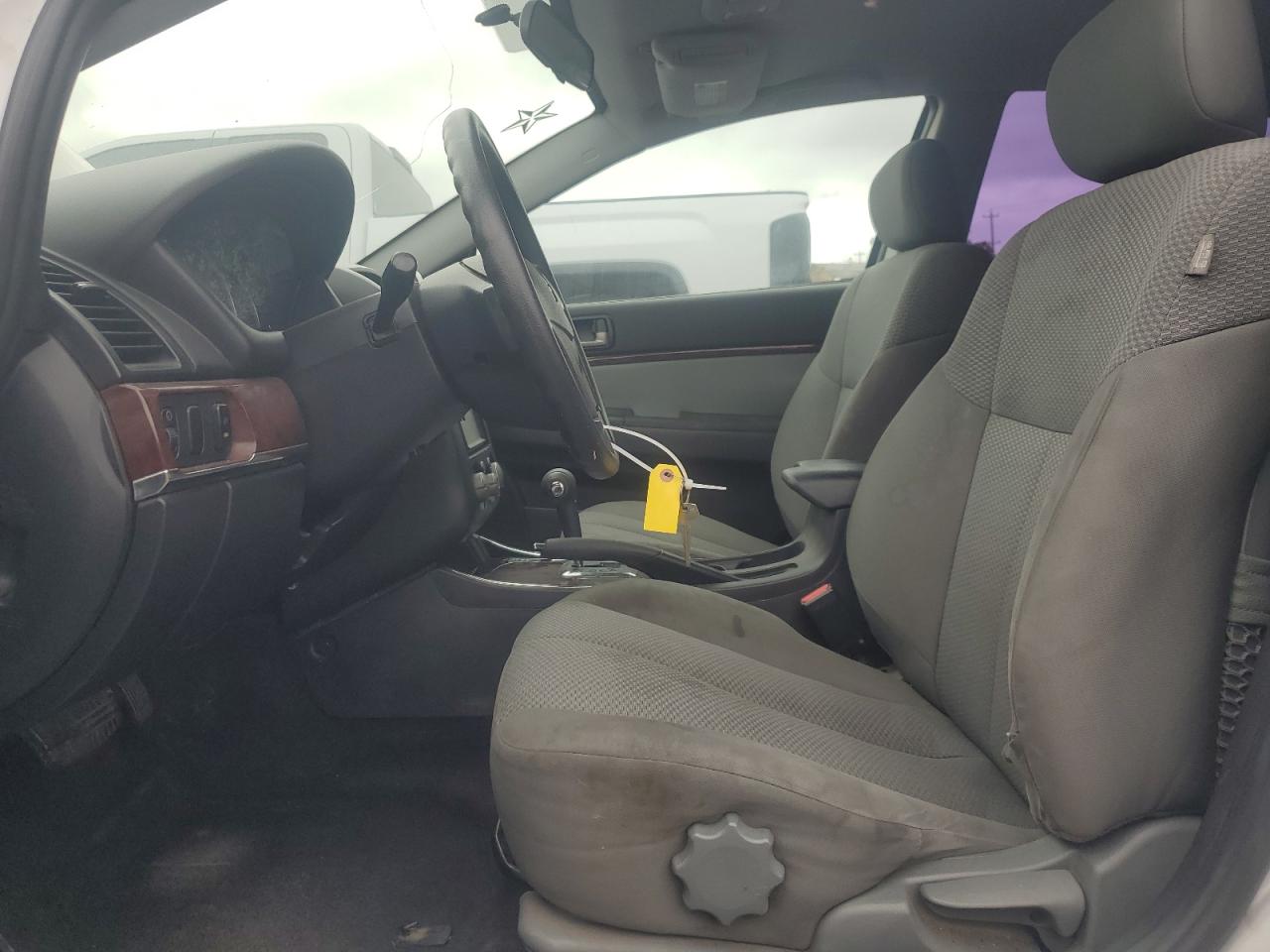 Mitsubishi Galant Es Image 2