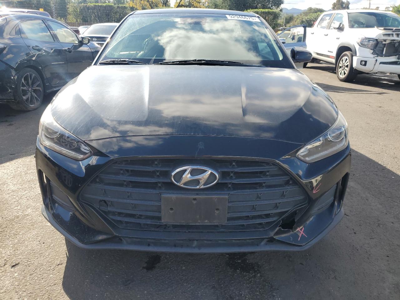 Hyundai VELOSTER Base Image 5