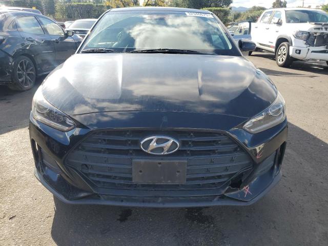 Hyundai VELOSTER Base Image 5