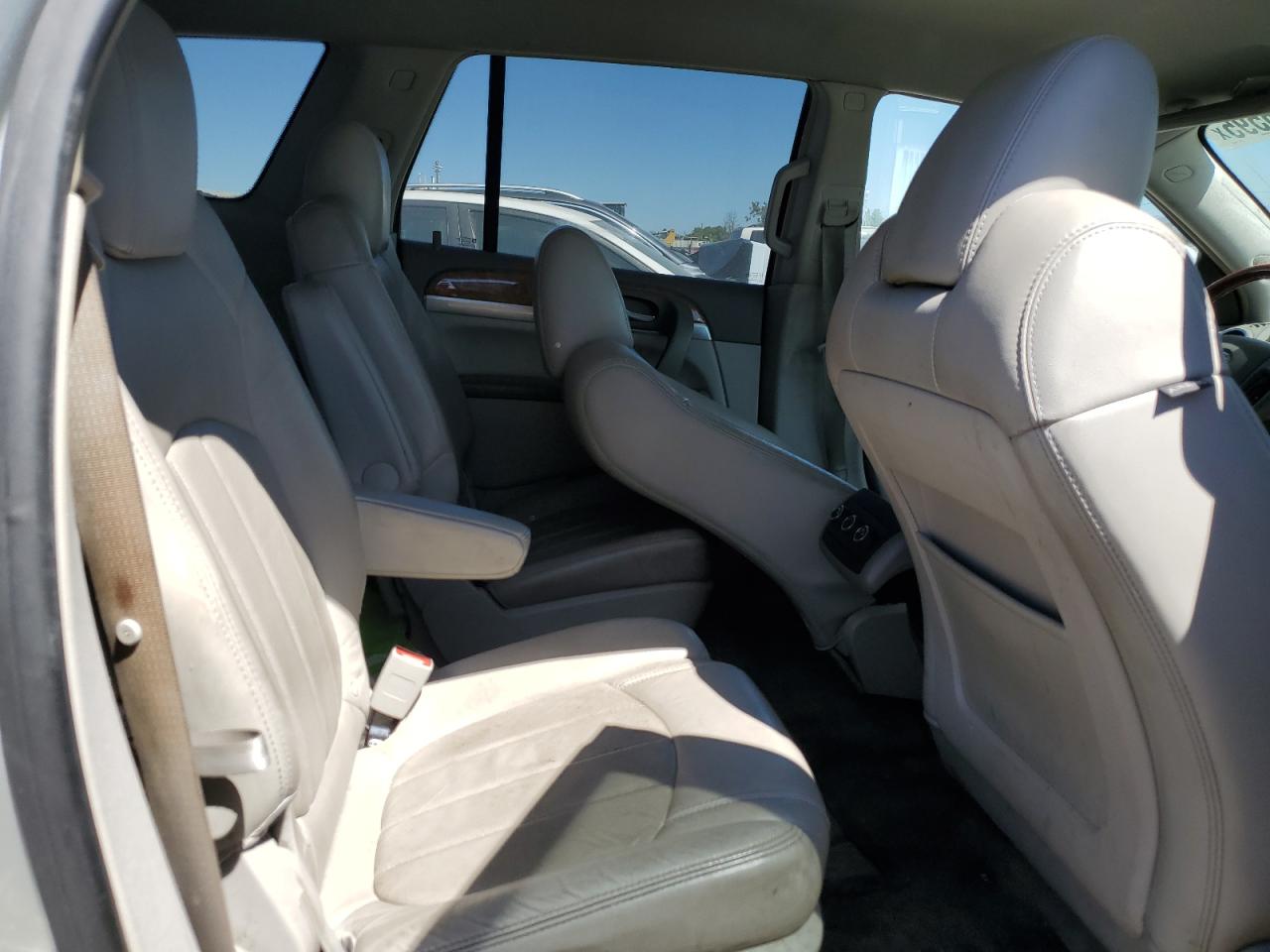 Buick Enclave Cxl Image 7