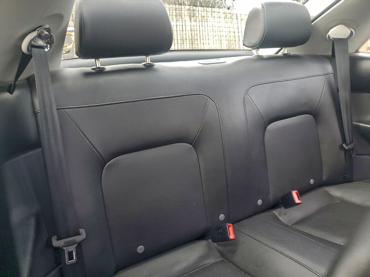 Volkswagen Beetle S Image 3