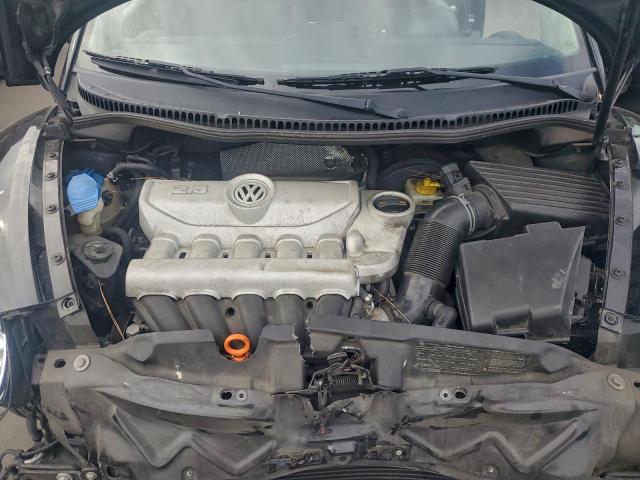 Volkswagen Beetle S Image 4