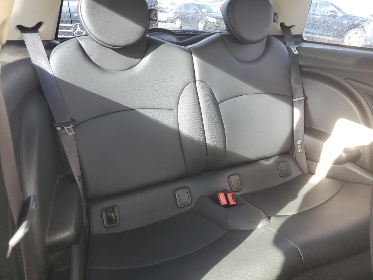 MINI Cooper S Image 10