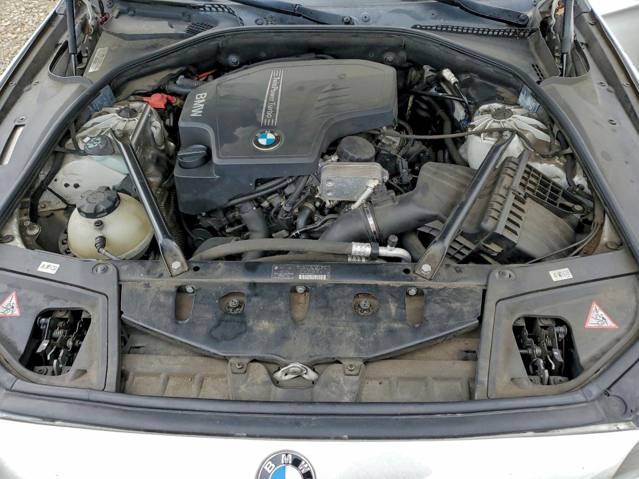 BMW 5 Series Xi Image 4