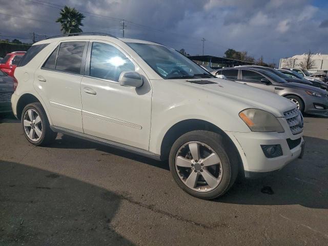 Mercedes-Benz M-Class 350 Image 5