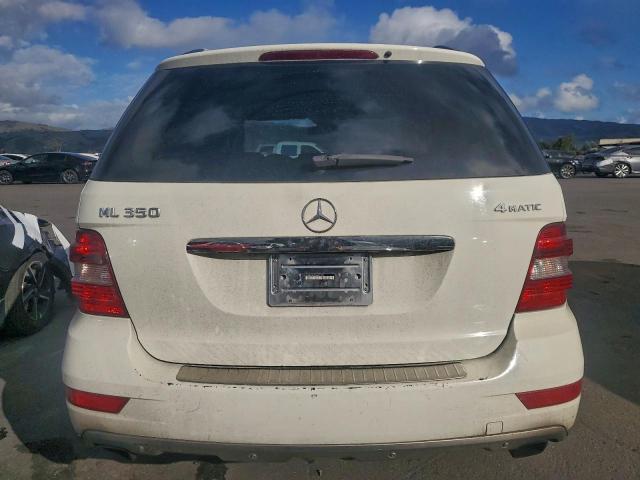 Mercedes-Benz M-Class 350 Image 3