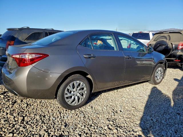 Toyota Corolla L Image 3