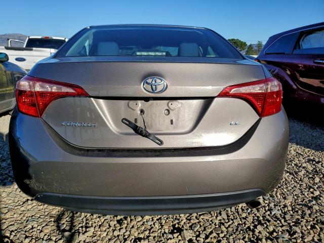 Toyota Corolla L Image 5