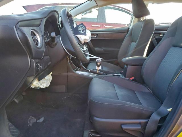 Toyota Corolla L Image 2