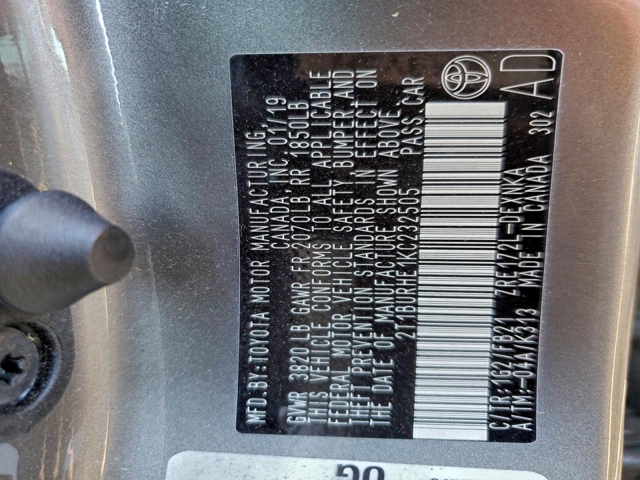 Toyota Corolla L Image 11