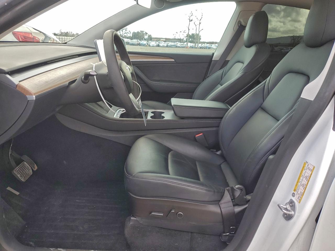 Tesla Model Y Image 5