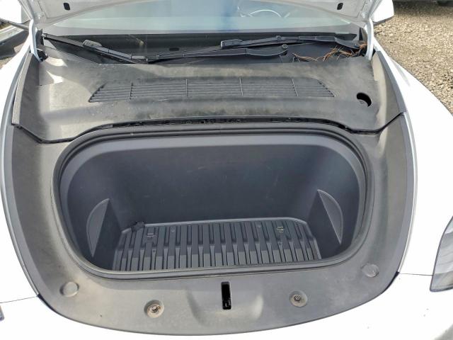 Tesla Model Y Image 13