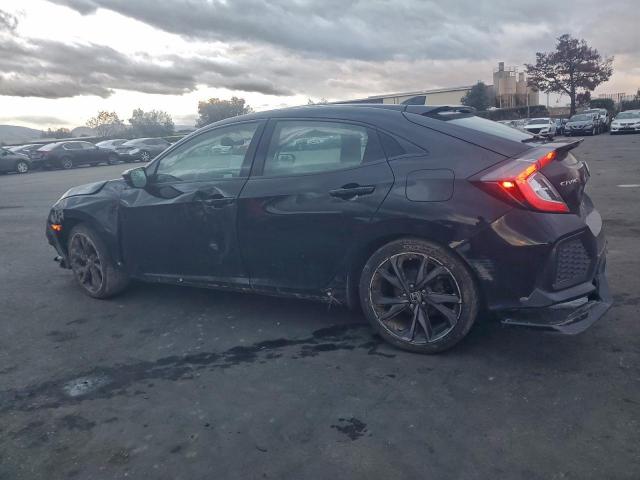 Honda Civic Sport Image 2