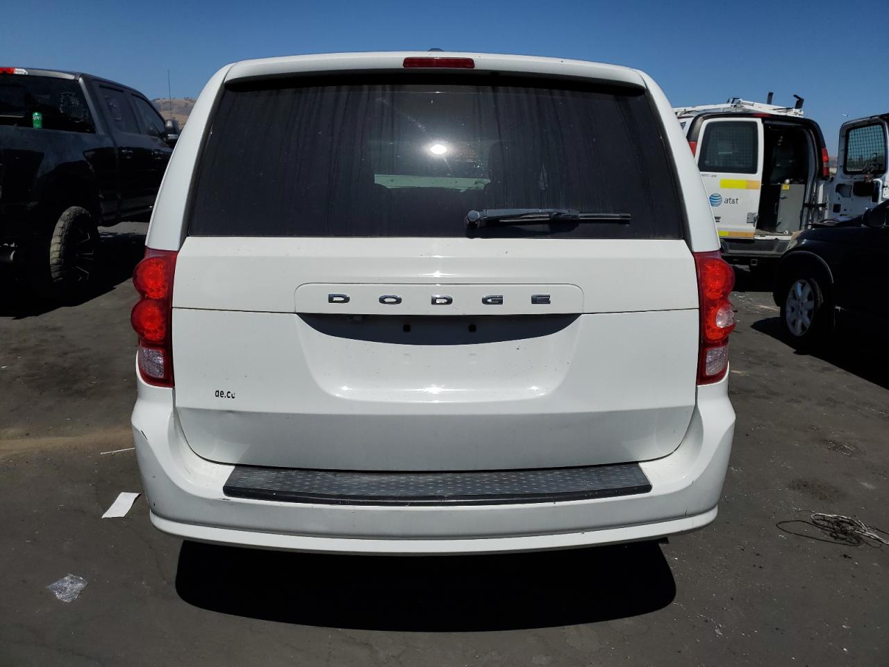 Dodge Caravan Sxt Image 8