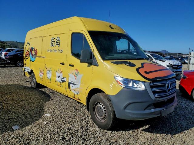 Mercedes-Benz Sprinter 2500/3500 Image 11