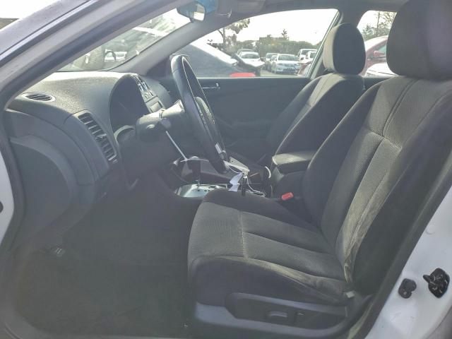 Nissan Altima 2.5 Image 11