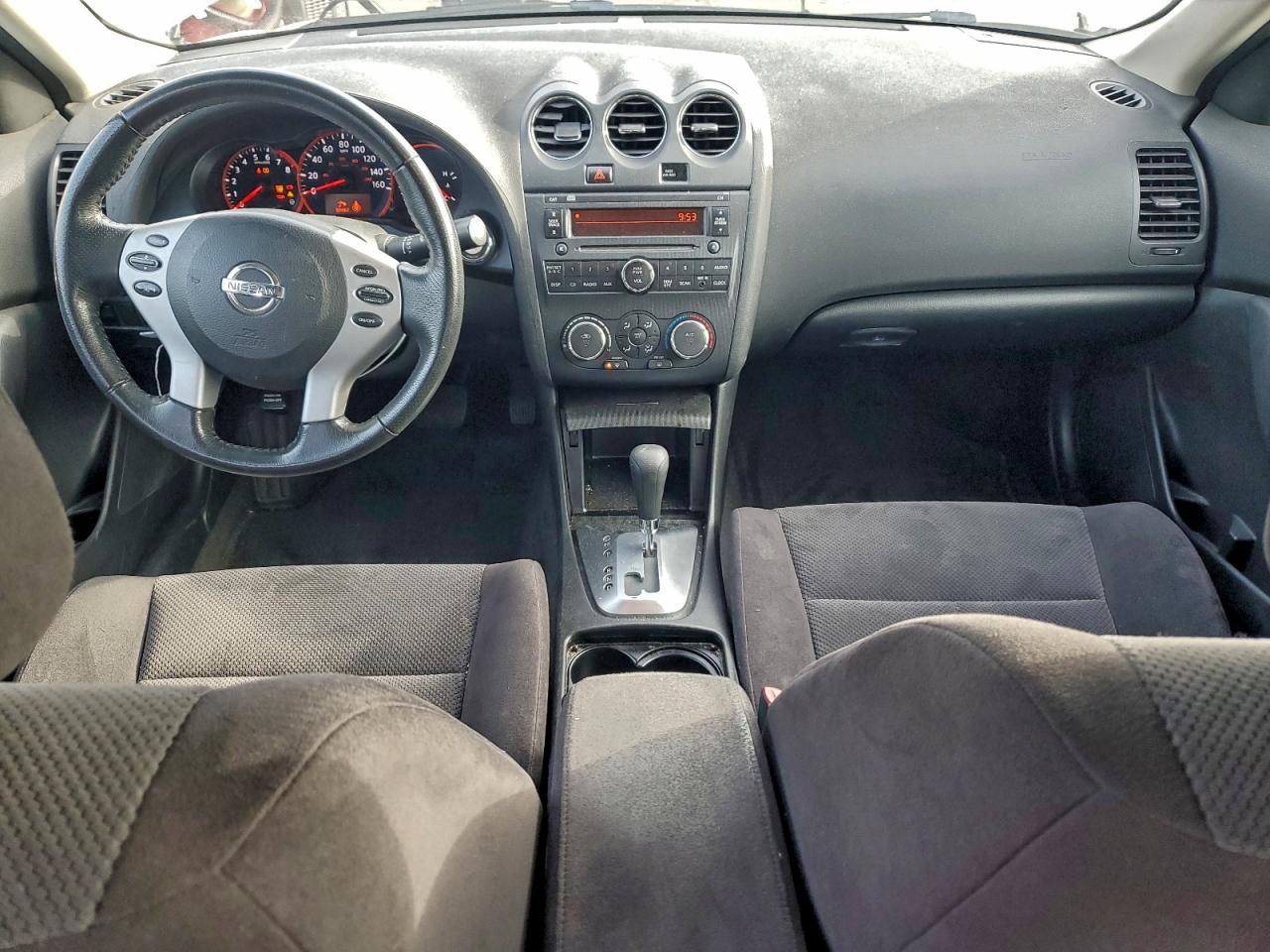 Nissan Altima 2.5 Image 12